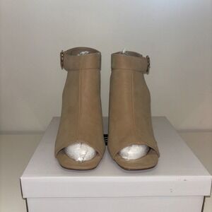 Bamboo Women Open Toe Block Heel‎ Booties Nude Nubuck Size 10